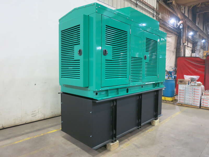 300 KW Cummins #DQDAC, diesel generator set, 120/208 Volts, 464 HP @ 1800 RPM, QSL9-G7 engine, EPA Tier 3 - Image 2