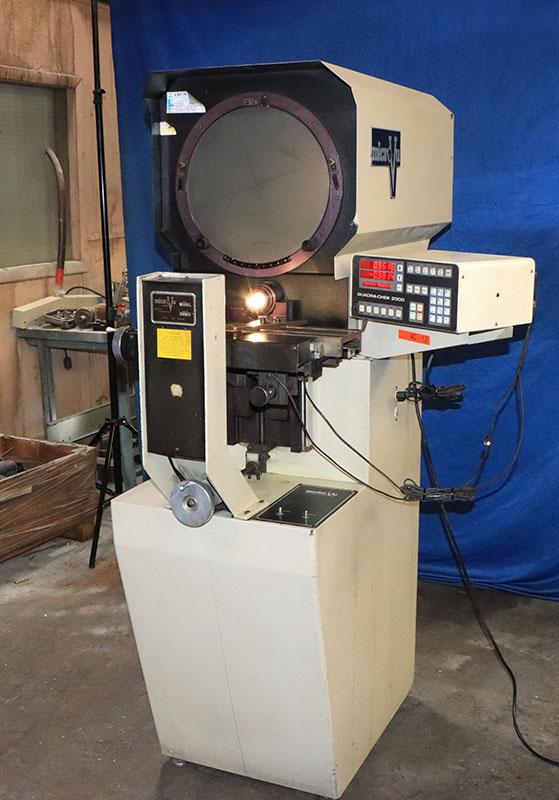 14" Microvu #Spectra, optical comparator, Quadra-Chek 2000 digital read out w/ programmable Geo. Funct., 10X - Image 4