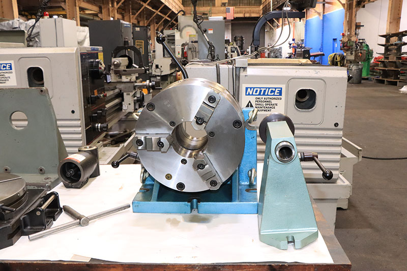 Bison #5912, 12-3/8" H/V Super Spacer, 9.84" Center Height, 4.055" Through Hole, w/ Model 5818-250 Tailstock - Image 1