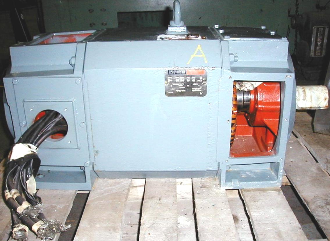 200 HP 1770 RPM Reliance, AC motor, Frame L-3292, 460 Volts - Image 1