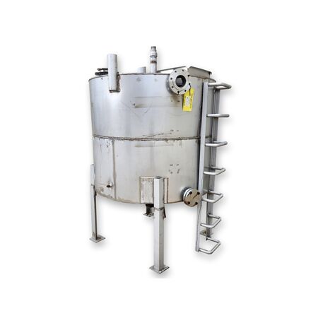 600 gallon Stainless Steel Industrial tank w/ ladder - Image 1