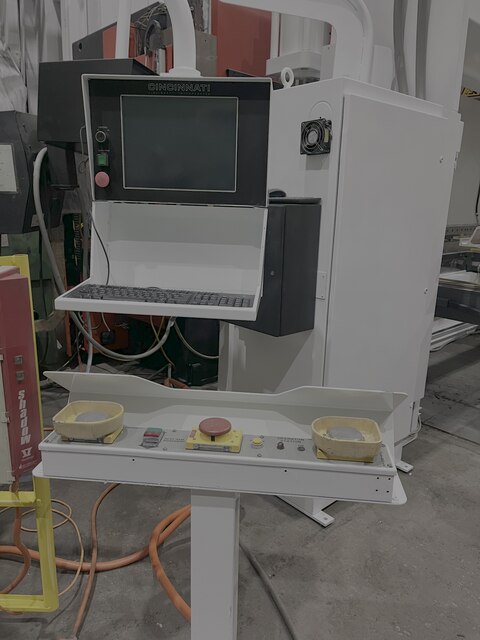 90 Ton, Cincinnati #90-FMII, Hydraulic Press Brake, 10' bed/ram length, 102.75" between housings, 14" stroke - Image 3