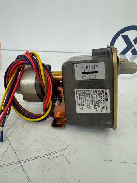 Barksdale Pressure Actuated Switch C9622-2 1/4 in. NPT Female 7000 PSI Proof Pressure - Image 3