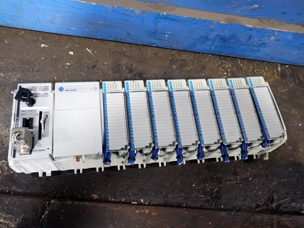 Allen Bradley #1769-CRL3, Right To Left Bus Expansion Cable (2 available) - Image 3