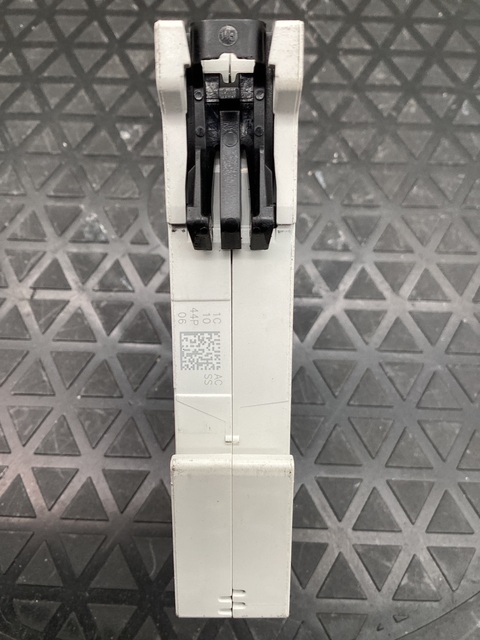 ABB #2CDS251001R0104, S201-C10 1P 10A 240V CIRCUIT BREAKER - Image 5