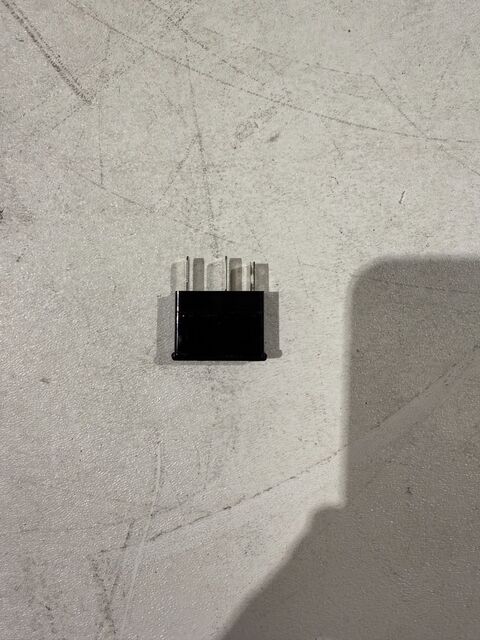 Hardinge #CN 000961016, FUSE 10 AMP 2 PRONG, NEW (21 available) - Image 2