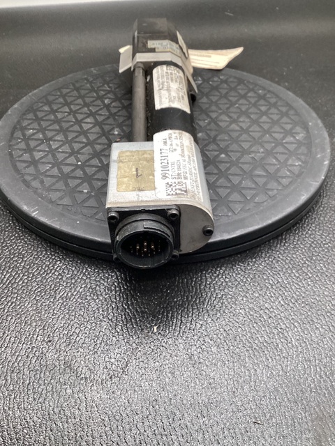 Finishing Equipment Co. #NFT-211RH1C-SB, NUTRUNNER - Image 2