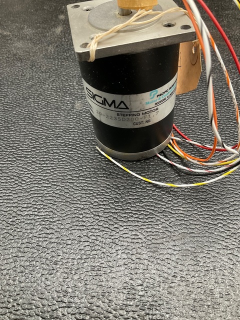 Sigma #20-2235D200-F1.7, STEPPER MOTOR 1.8 8-LEAD - Image 2