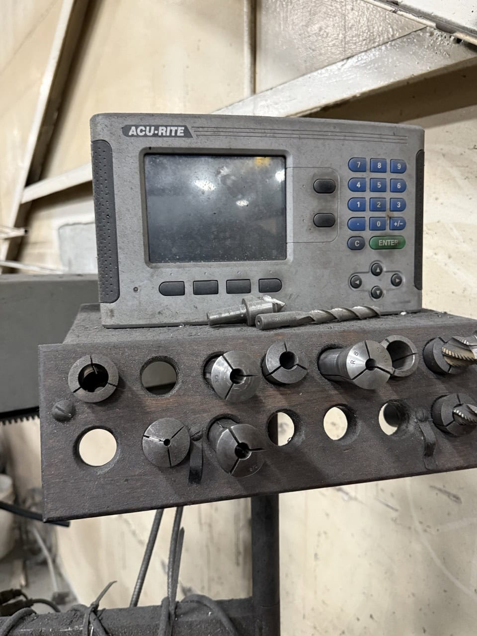 Supermax #YCM-16VS, knee mill, 36" X, 16" Y, 16" Z, 18" ram, 4200 RPM, 3 HP, AcuRite digital read out, 9" - Image 8