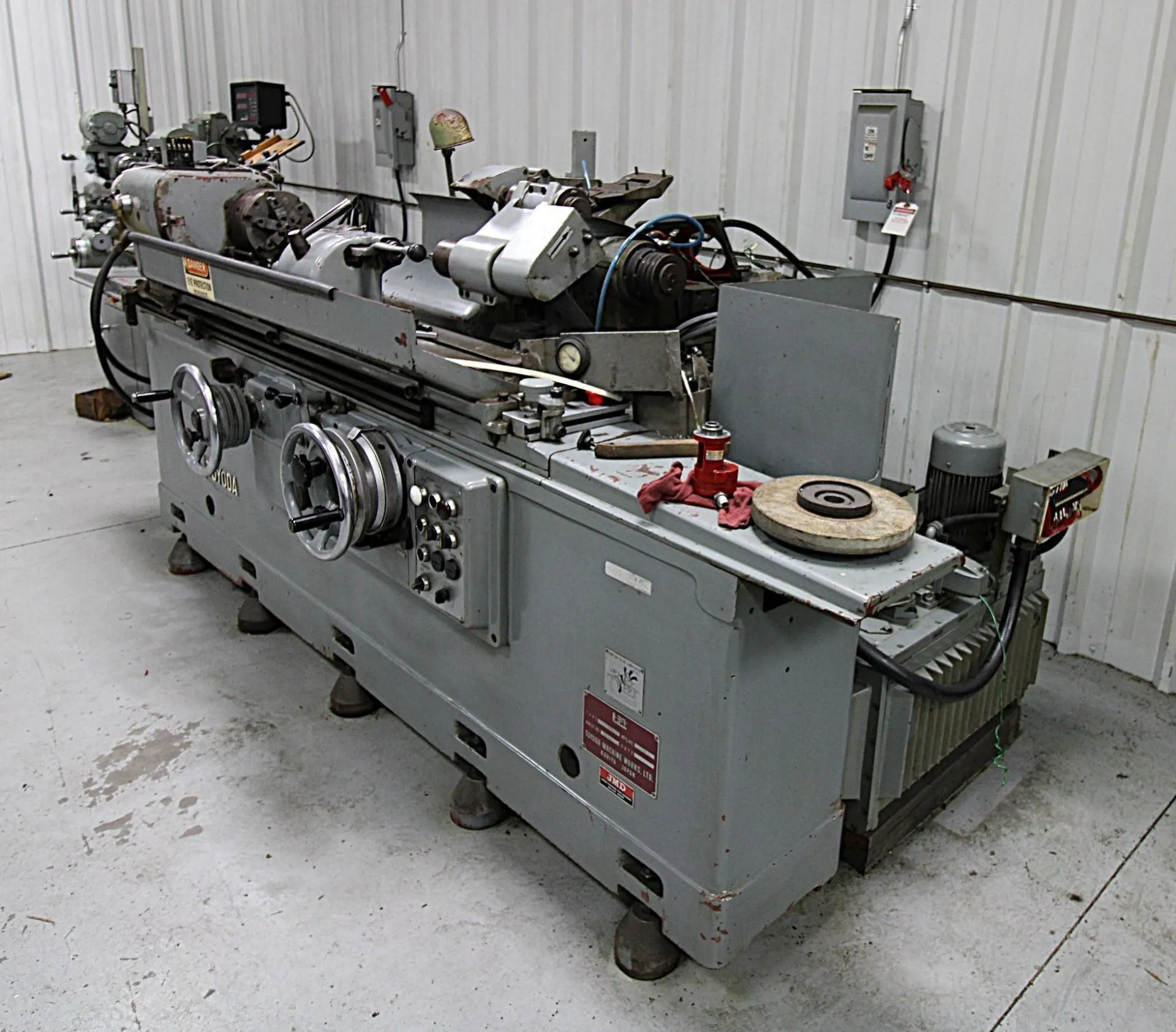 Toyoda #GUP 28-100, Cylindrical Grinder, 12" x 40" Capacity, Internal Attachment, 1984 - Image 1