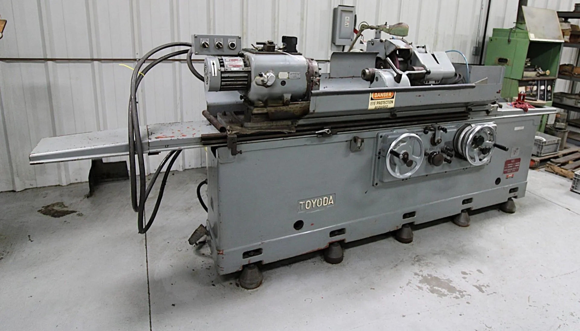 Toyoda #GUP 28-100, Cylindrical Grinder, 12" x 40" Capacity, Internal Attachment, 1984 - Image 7