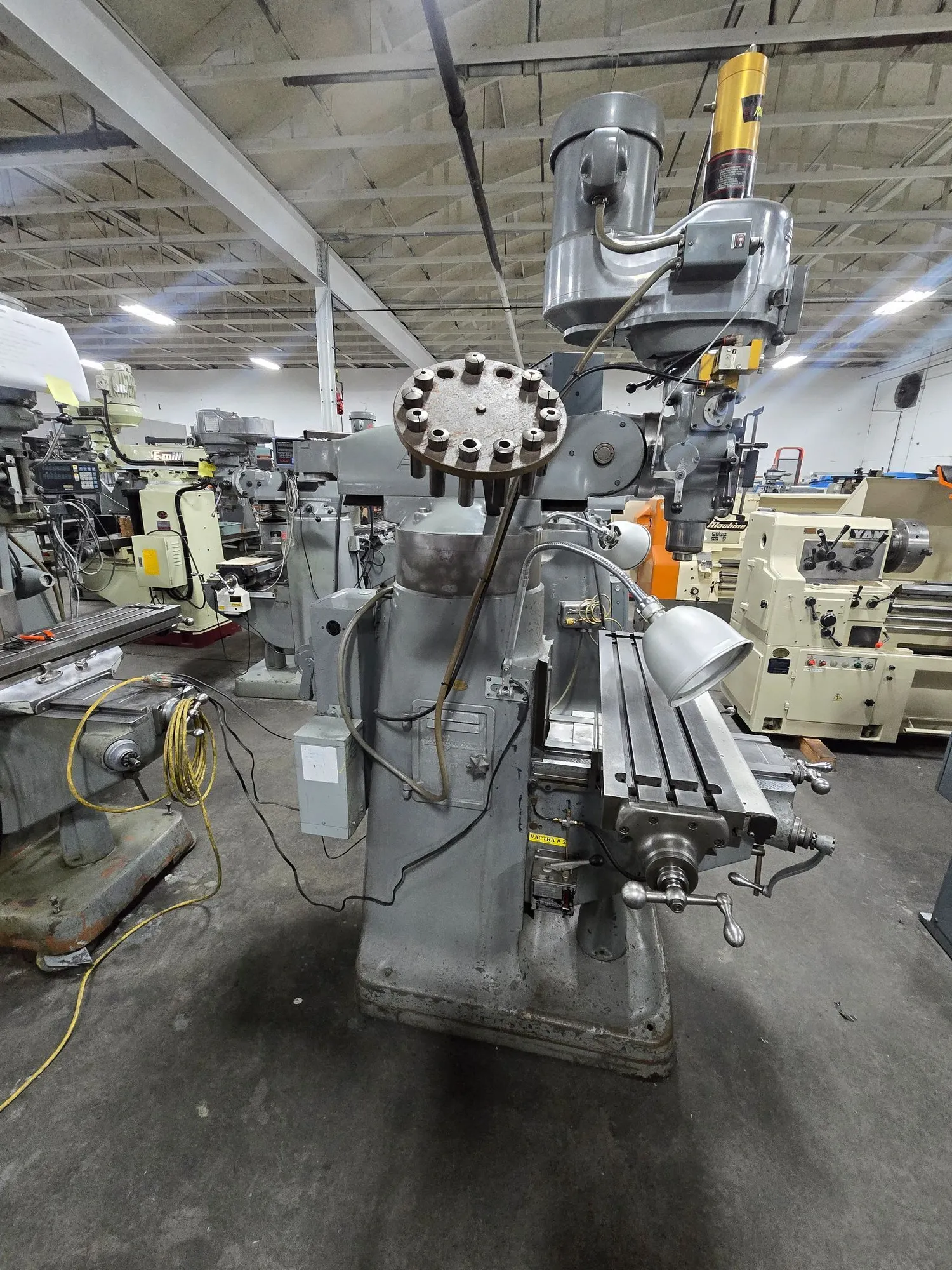 Bridgeport #Series 1, Vertical Mill, 1.5 HP, R-8 Spindle, 42" x 9" Table, 31" X/12" Y/16" Z, 1986 - Image 3