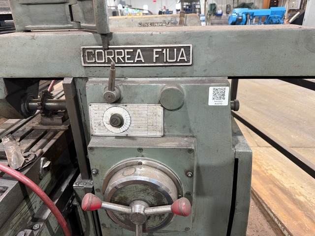 Correa #F1UA, Horizontal Milling Machine, ISO 40 Taper, 1060" x 280MM Table, 820x220x420MM - Image 3