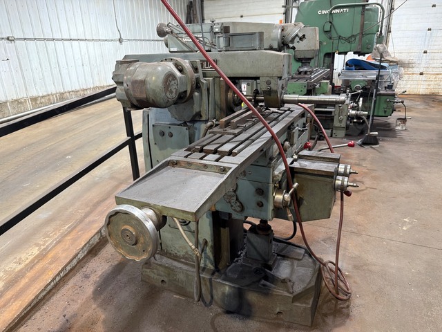 Correa #F1UA, Horizontal Milling Machine, ISO 40 Taper, 1060" x 280MM Table, 820x220x420MM - Image 7