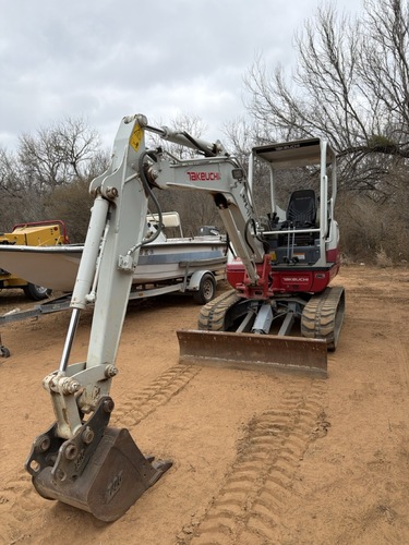 Takeuchi #TB235-2, Mini Excavator, 24.4 HP Yanmar Diesel, 10'7" Max Dig Depth, 2022 - Image 4