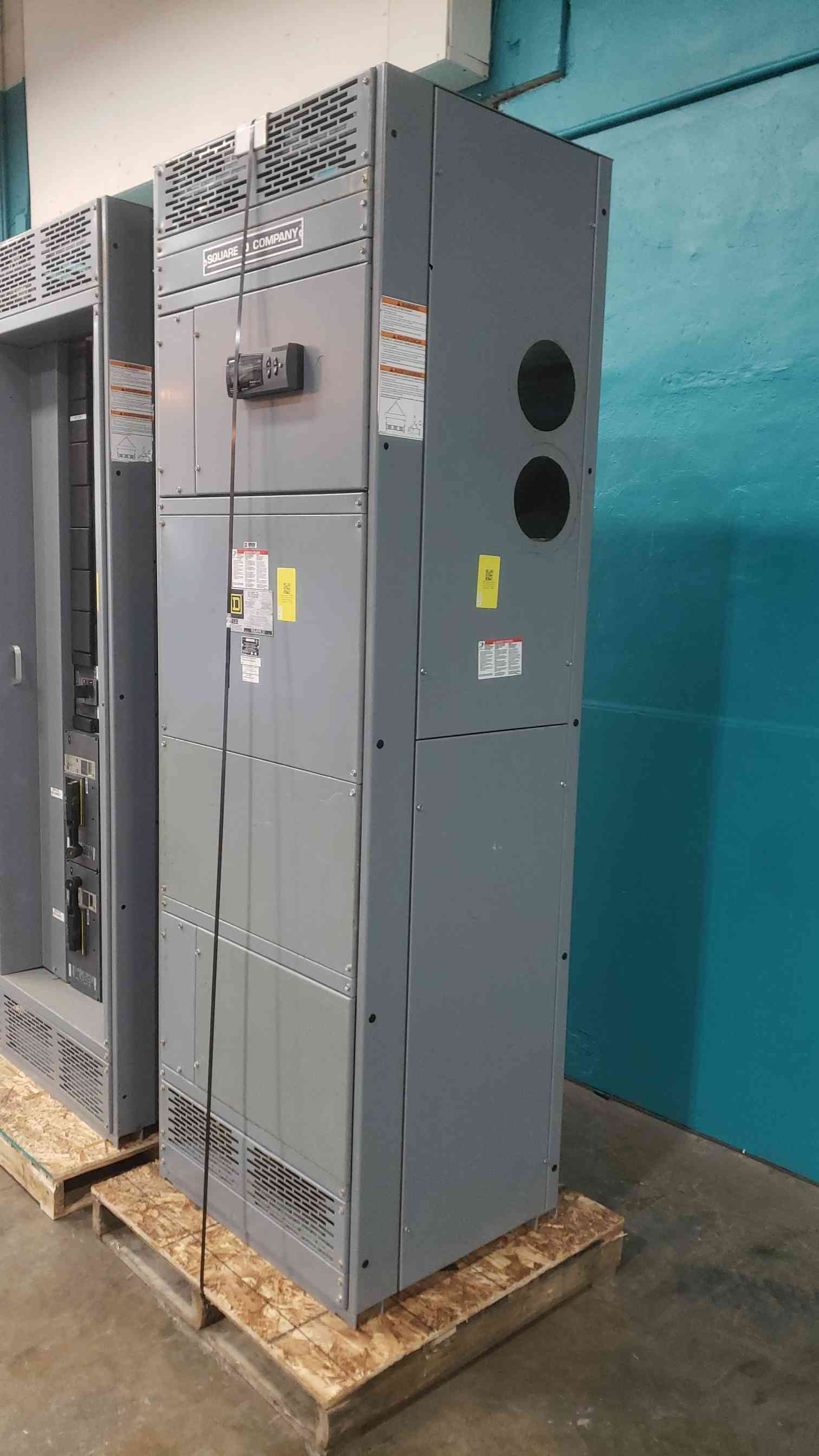 2500 Amps, Square D QED-2, PowerStyle Switchboard, 208Y/120 Volts, 3 Phase 4 Wire, (2) RG1000 Breakers - Image 7