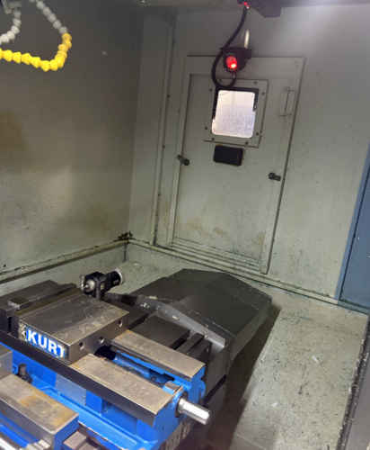 Daewoo Doosan #DNM-400II, Vertical Machining Center, 30" x 17.13" x 20.08", 24.8 HP, 8000 RPM, 30-Tool - Image 4