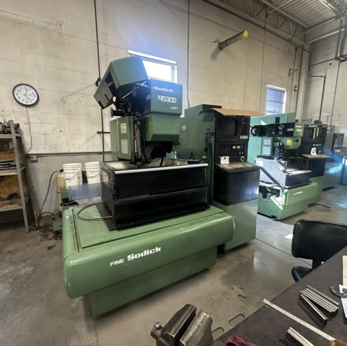 Sodick #A530D-AWT, Wire Electrical Discharge Machine, 19.6" X, 12.5" Y, 10.6" Z, automatic wire threading - Image 1