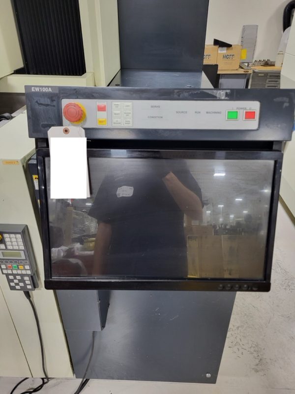 Makino #U3, CNC Wire Electrical Discharge Machine, 24.8" x 17.7" table, 14.6" X, 10.6" Y, 8.7" Z, AWT - Image 10