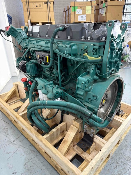 422 HP, Volvo #TAD137VE, Engine, Tier 4 Final - Image 6