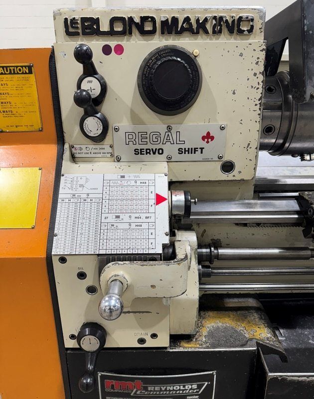 15.5" x 54" LeBlond Makino #Regal-Servo-Shift-15C, 3-jaw 8" chuck, steady rest, tailstock, 1991 - Image 2