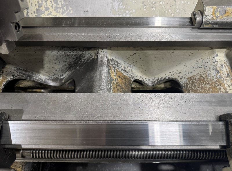 15.5" x 54" LeBlond Makino #Regal-Servo-Shift-15C, 3-jaw 8" chuck, steady rest, tailstock, 1991 - Image 6