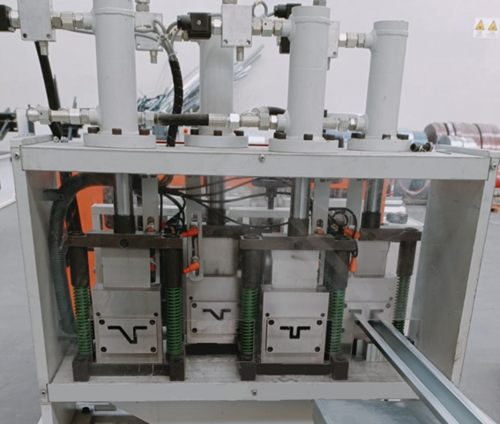 14 Stands, Stefa, Roll Former Line, 0.012"-0.020" thickness, 65.6 FPM forming speed, 3.35" shaft diameter - Image 7