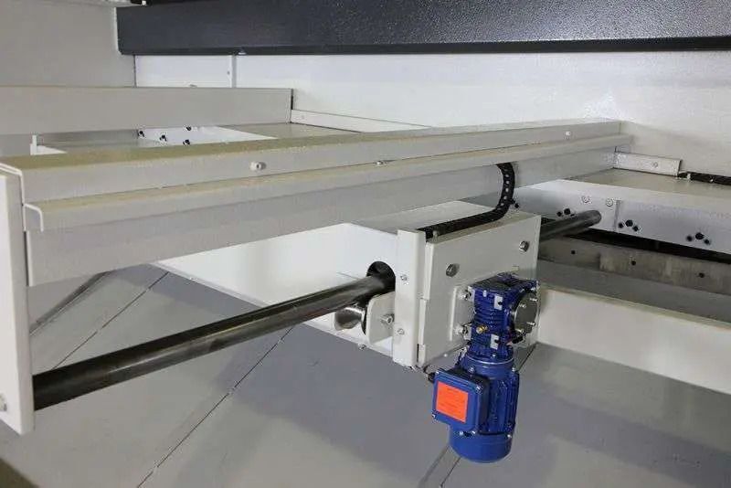 Hochstrate, Hydraulic Plate Shear, continuosly adjustable cutting length, up to 180&deg; cutting angle - Image 5