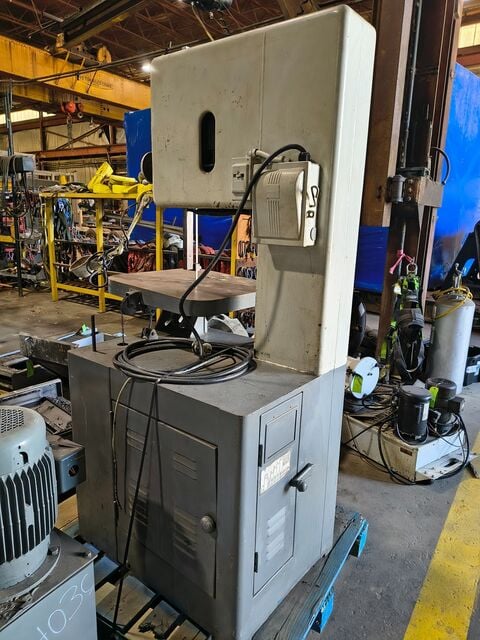 24" x 24" Grob #NS18, Vertical band saw - Image 3
