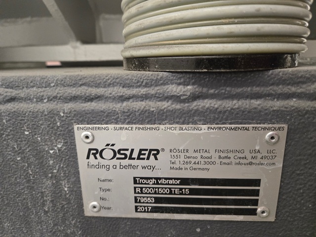 15 cu.ft. Rosler #R-500/1500, Tub Style Vibratory Finisher, 1.6'x4.9'x1.9' tub, 3.5 HP, 110 hours, 2017 - Image 4