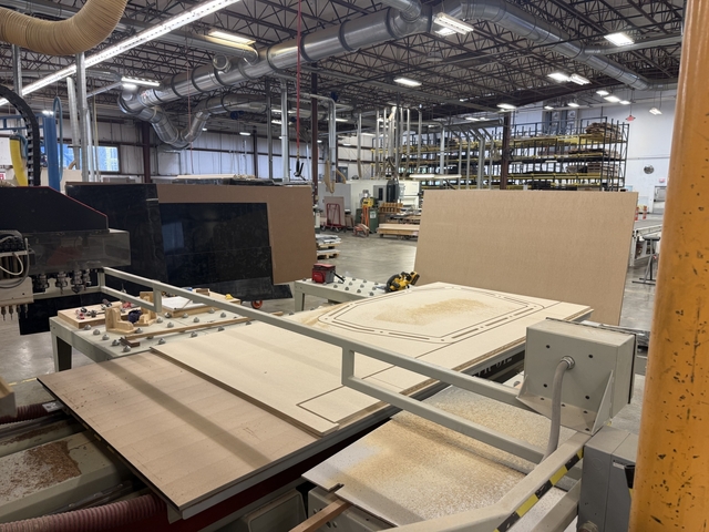 Komo #VR512-MACH-ll-SHO, CNC Router, 12 tool, GE Fanuc panel I Control, 5' x12' table, 159" x84" x11" travel, - Image 9