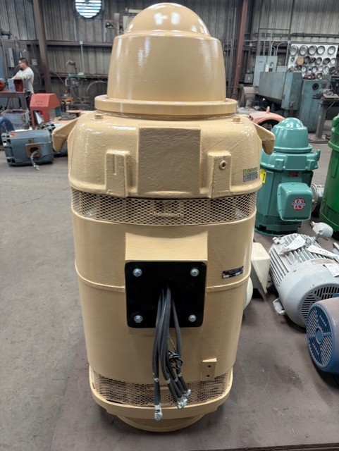 300 HP 1800 RPM U.S. Motors, Frame 447TPA, RUSI, weather protected enclosure type 1, VHS, vertical hollow - Image 3