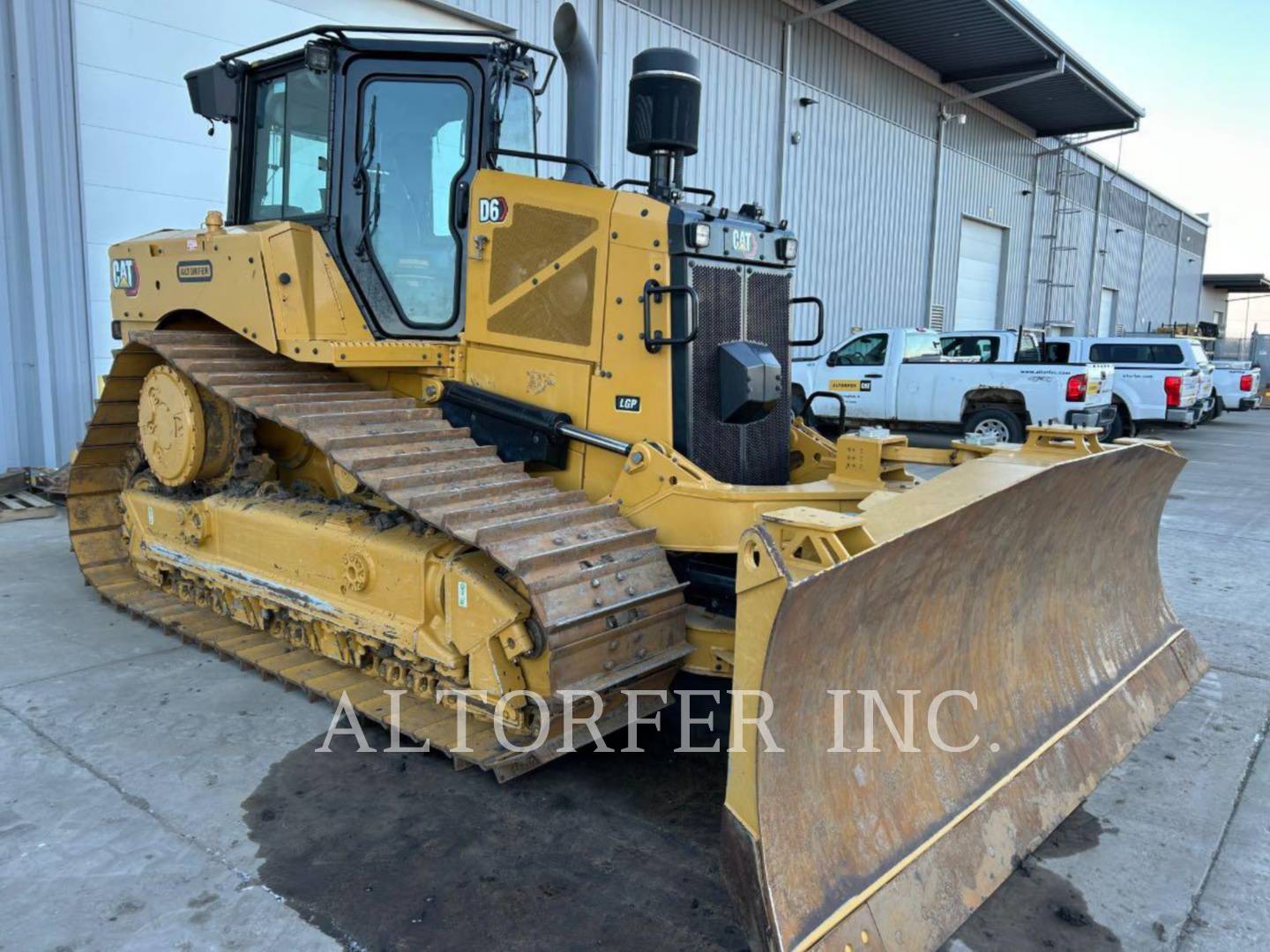 Caterpillar D6-20VPAT, 1753 hours, S/N: KD501612, 2024 - Image 2