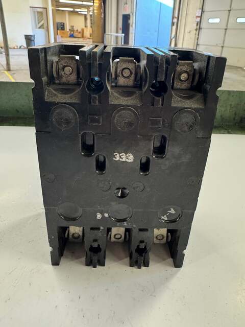 General Electric Circuit Breaker TED136030 600 VAC - Image 3