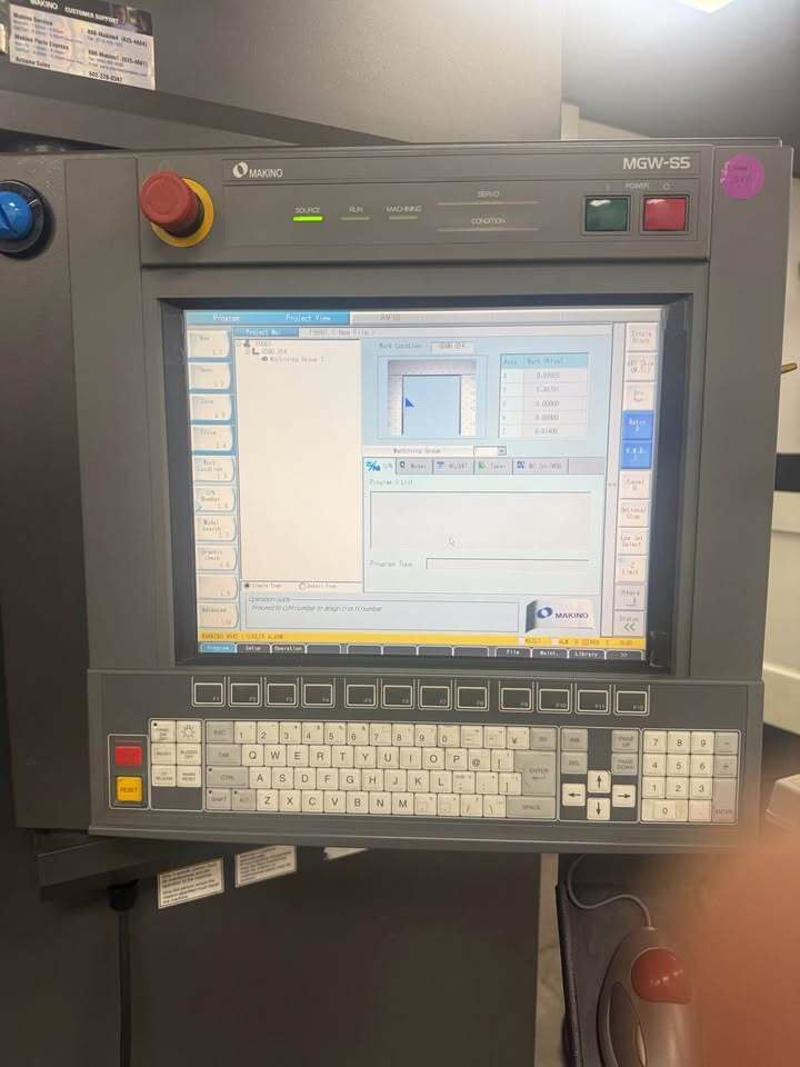 Makino #U32J, CNC Wire Electrical Discharge Machine, 14.6" X, 10.6" Y, 8.7" Z, automatic threading, submerged - Image 3
