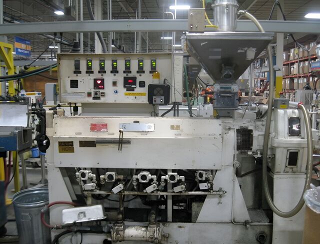 2.5" Davis Standard #250SII, single screw extruder - Image 1