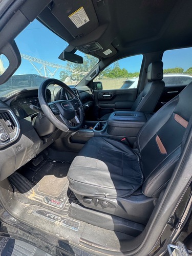 GMC #Sierra-1500, AT4 4x4 Crew Cab Pickup, 6.2L V8, 2021 - Image 4