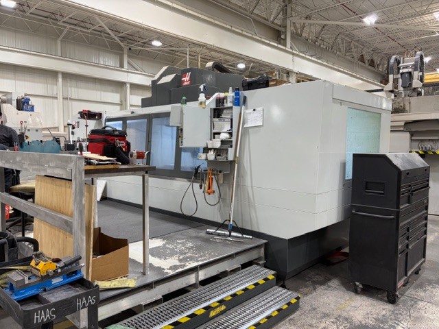 Haas #VR11, 5-Axis, 120" X, 40" Y, 30" Z, 12000 RPM, 25 automatic tool changer, thru spindle coolant, WIPS - Image 4