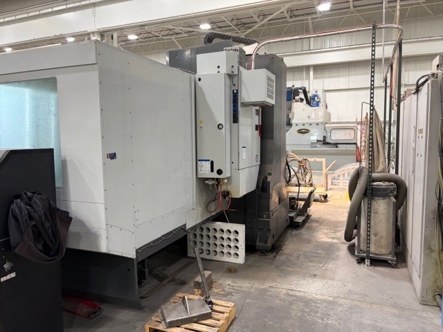 Haas #VR11, 5-Axis, 120" X, 40" Y, 30" Z, 12000 RPM, 25 automatic tool changer, thru spindle coolant, WIPS - Image 5