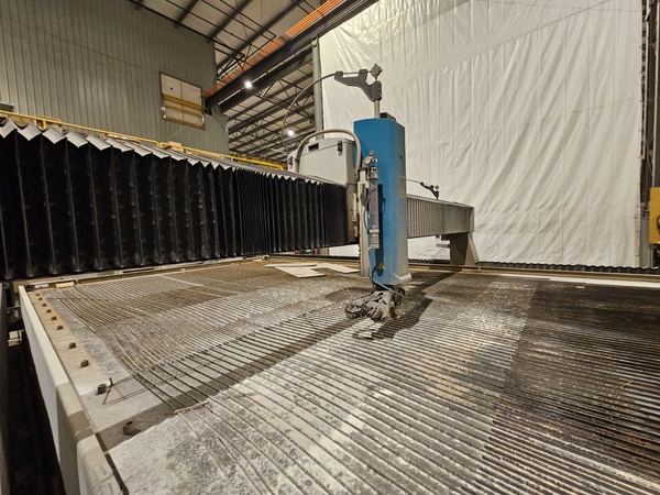 Flow #Mach-500-4080-XD, Waterjet Cutting System, 13' 1" x26' envelope, IP55, intensifier, 2887 hours, 2020 - Image 6