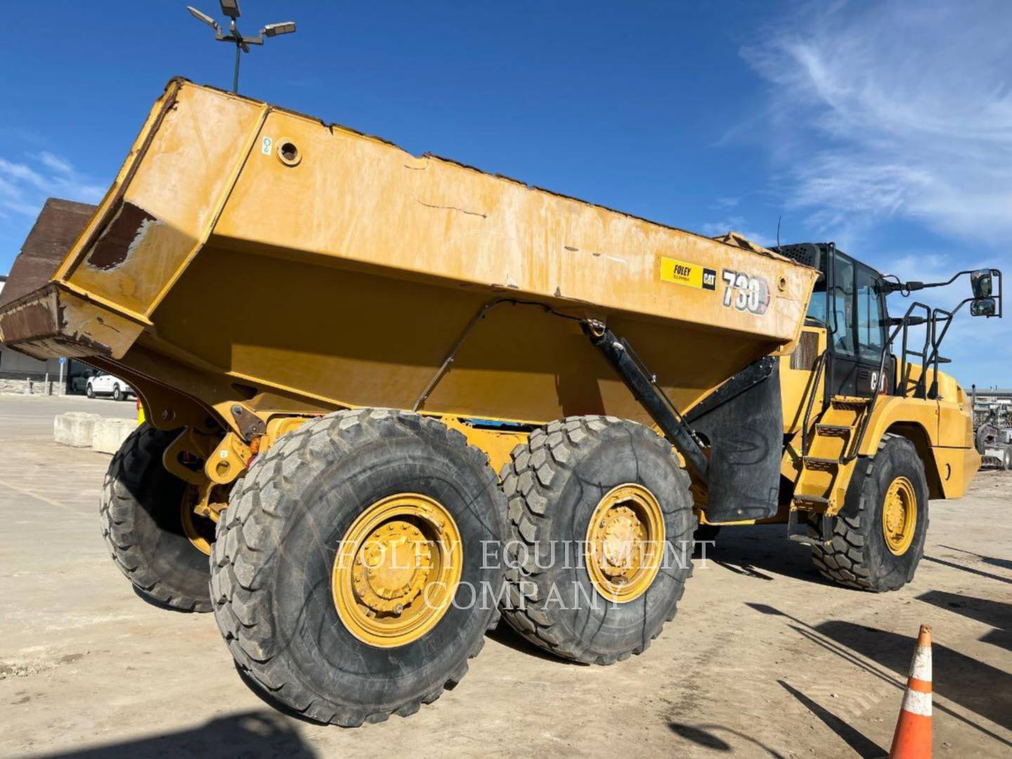 Caterpillar 730-04, Articulated Truck, 3897 hours, S/N: 3T302786, 2023 - Image 3