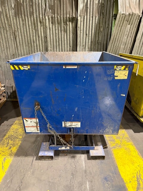 Vestil #D-200-HD, Self Dumping Hopper, 6,000 lb Capacity - Image 4