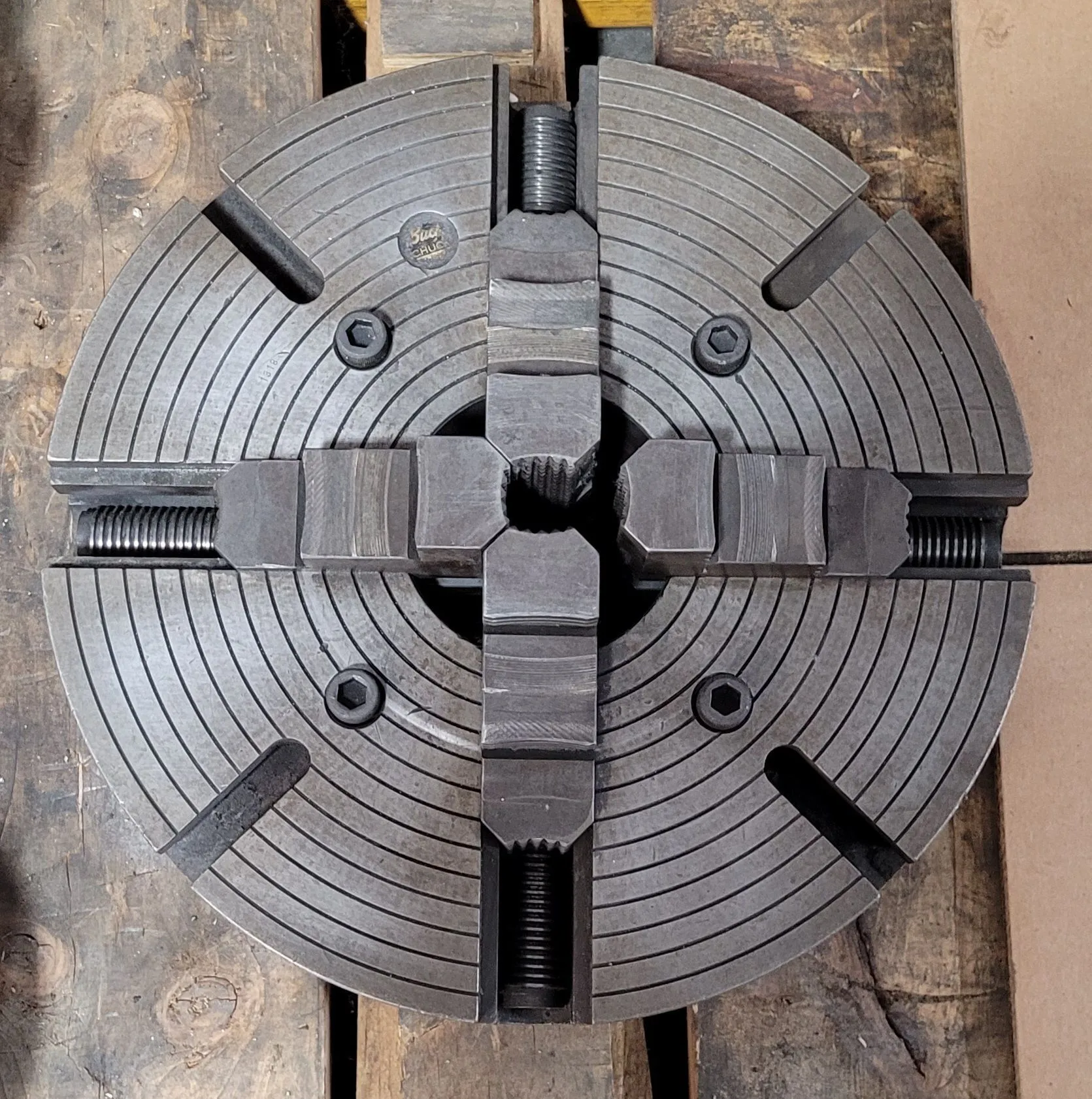 18" Buck #1318, 4-Jaw Lathe Chuck - Image 2