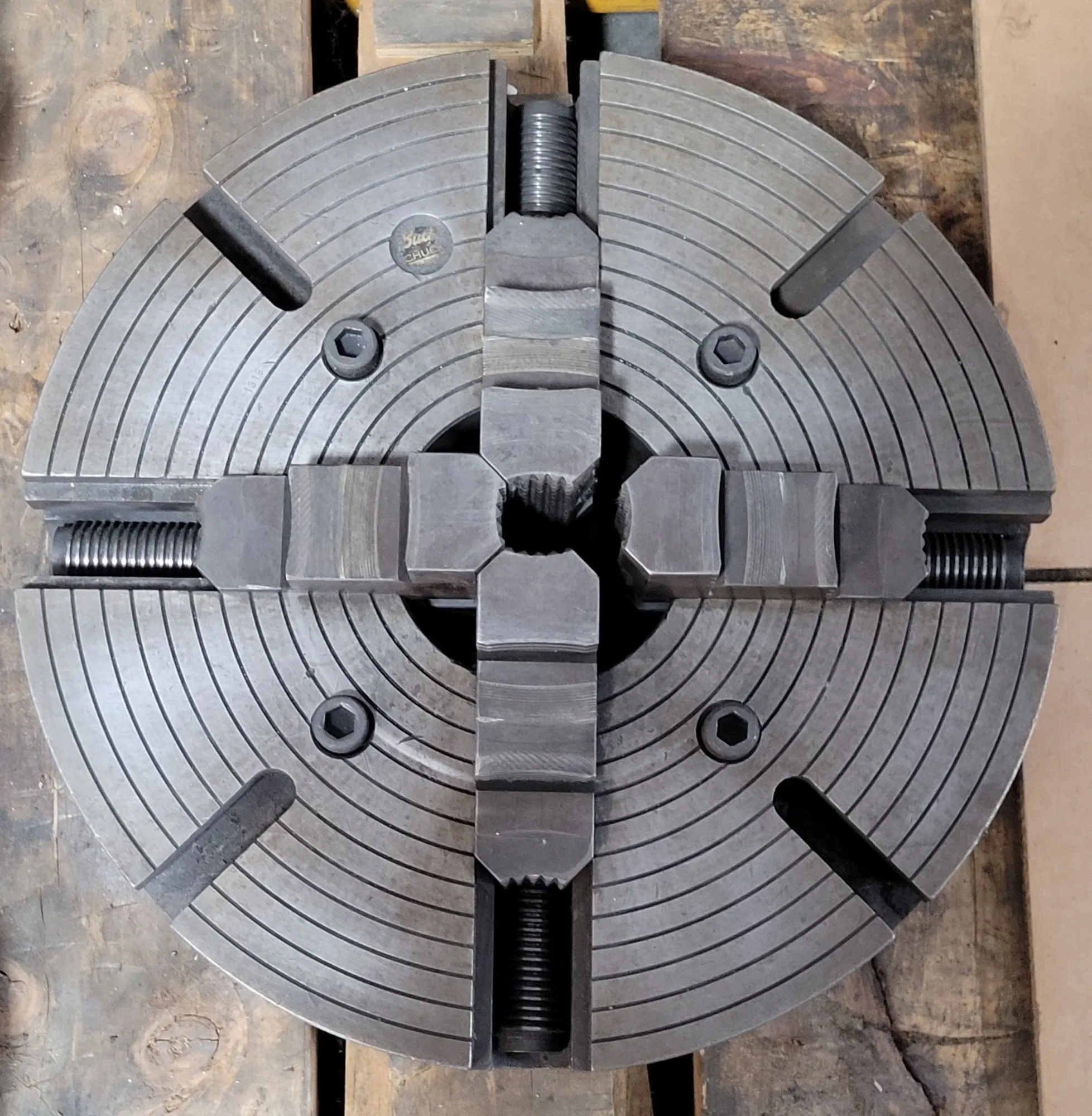 18" Buck #1318, 4-Jaw Lathe Chuck - Image 4