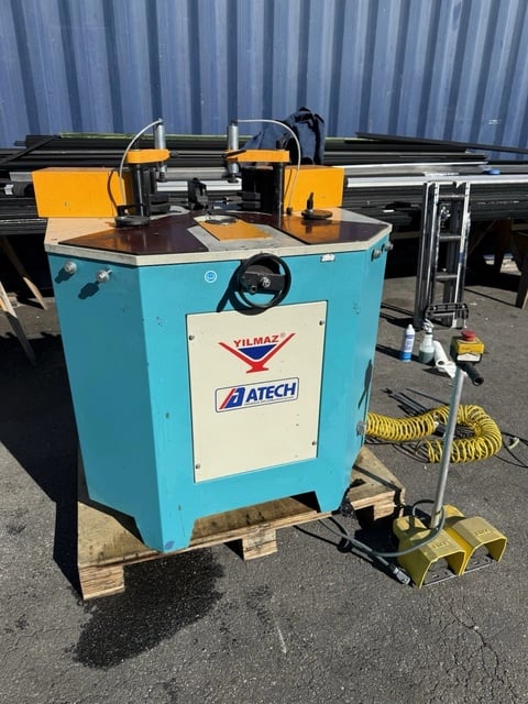 Yilmaz #KP-120, Corner Crimping Machine for Aluminum Windows, 5 ton, 5-1/8" max profile height, 2 hydraulic - Image 5