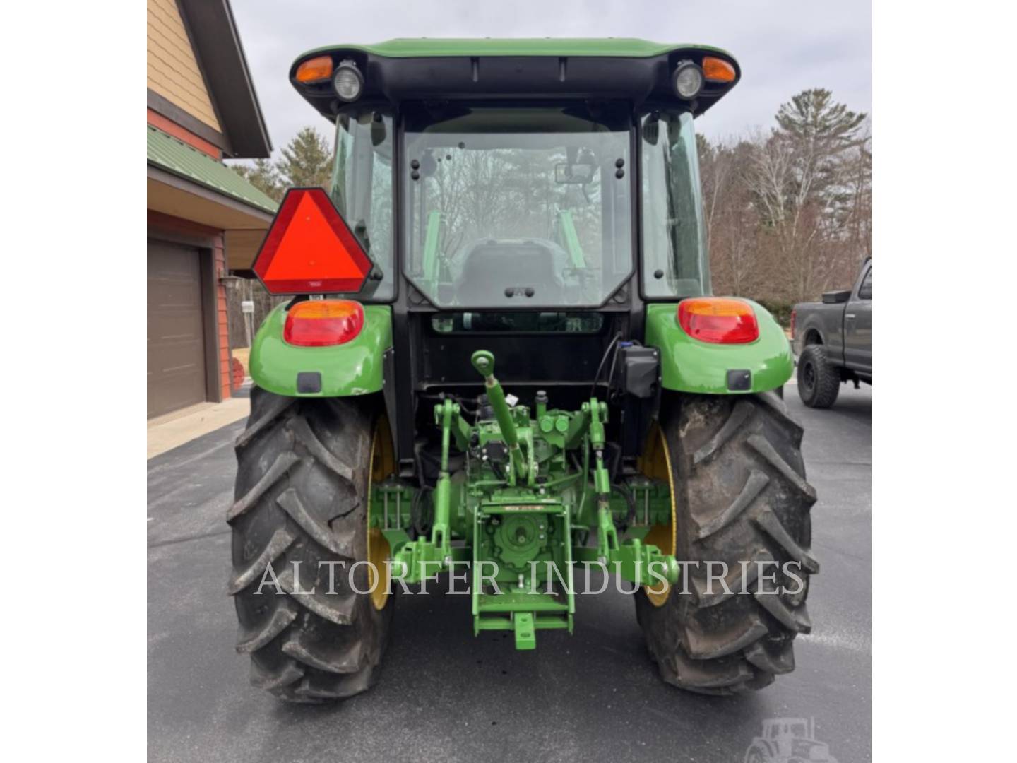Deere & Co 5075E, Tractor, 62 hours, S/N: 1PY5075EKPR425475, 2024 - Image 3