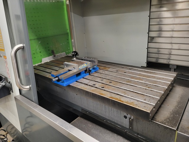 Haas #VF-3SSYT, 3-Axis Vertical Machining Center, 54" x 25" table, 40" X, 26" Y, 25" Z, 30 HP, 12,000 RPM, 24 - Image 2