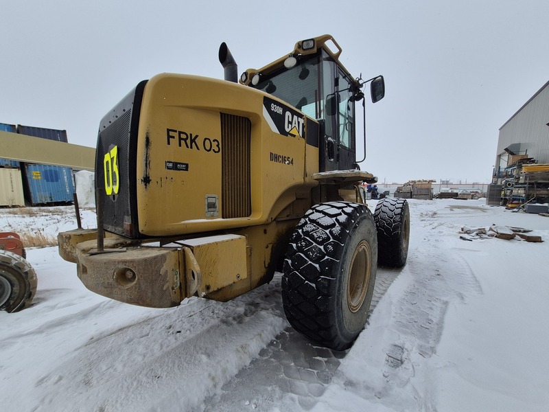 Caterpillar #930H, Wheel Loader, diesel, enclosed cab, 149 HP, 30,915 hours, 2010 - Image 10