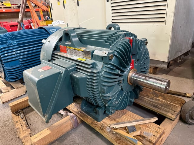 125 HP 1200 RPM Baldor Reliance, Frame 445T, TEFC BB, 575 Volts, New Surplus - Image 2