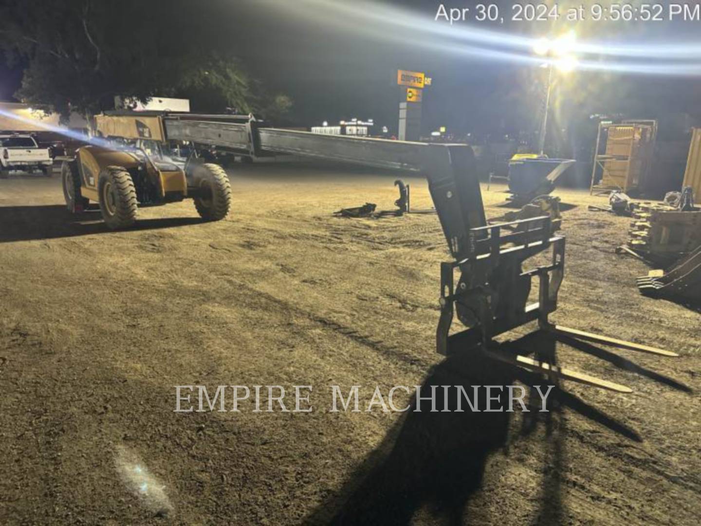 Cat TL943D, Telehandler, 3133 hours, S/N: MLJ00175, 2016 - Image 2